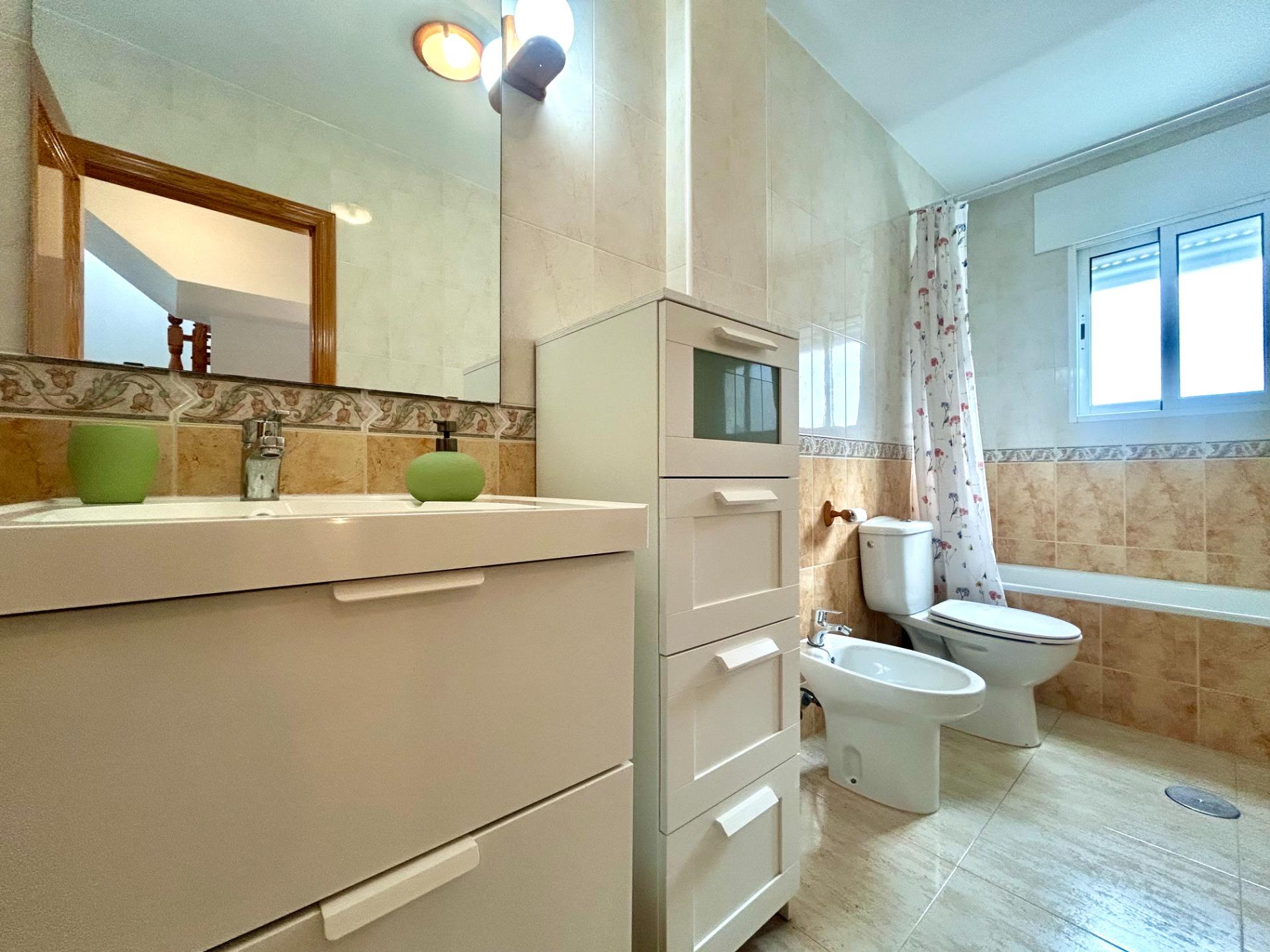 For sale - 3 Bedroom 2 Bathroom Terraced house in Cabo Roig - Campoamor  - Alicante