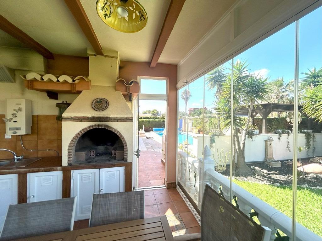 For sale - 3 Bedroom 3 Bathroom Villa in Cabo Roig - Aguamarina  - Alicante