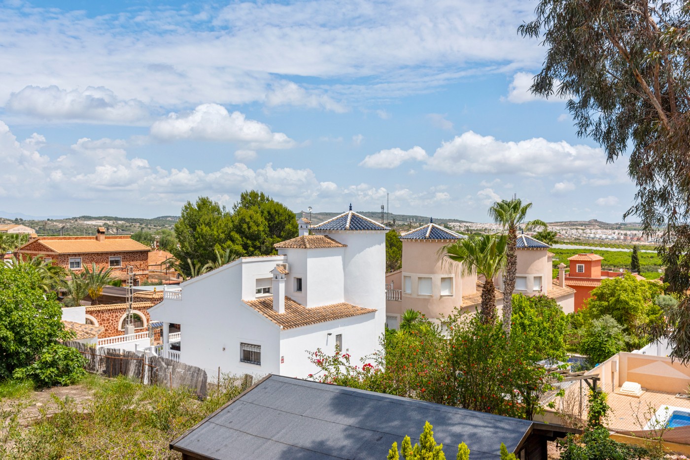 For sale - 4 Bedroom 3 Bathroom Villa in Jacarilla - Jacarilla  - Alicante