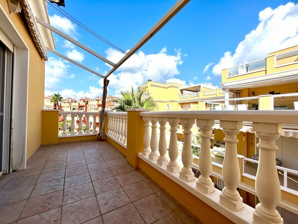 For sale - 3 Bedroom 2 Bathroom Penthouse in Cabo Roig - Campoamor  - Alicante