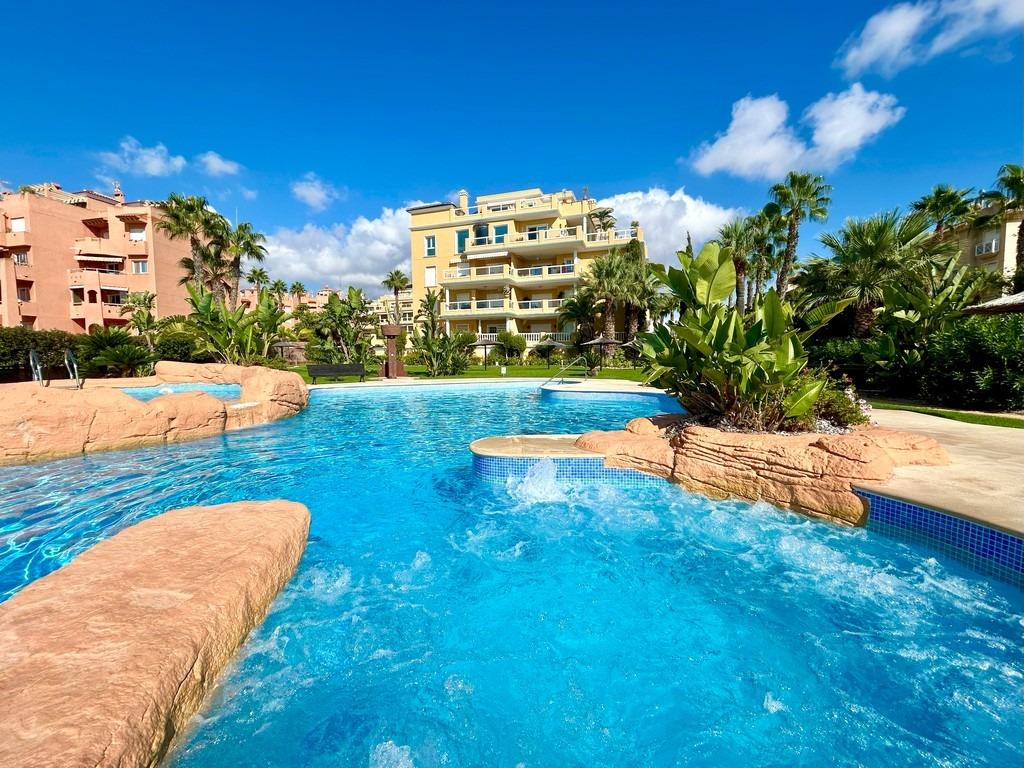 For sale - 3 Bedroom 2 Bathroom Penthouse in Cabo Roig - Aguamarina  - Alicante