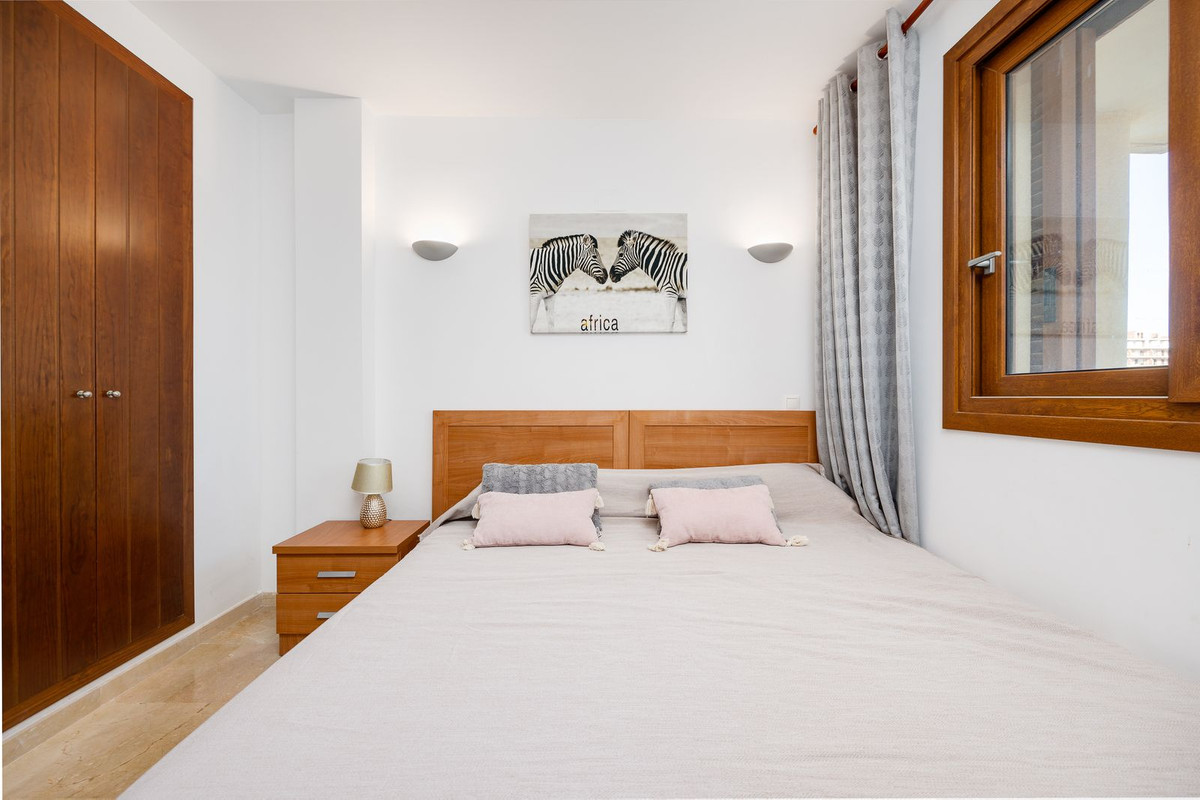 For sale - 2 Bedroom 1 Bathroom Penthouse in Punta Prima - Punta Prima  - Alicante