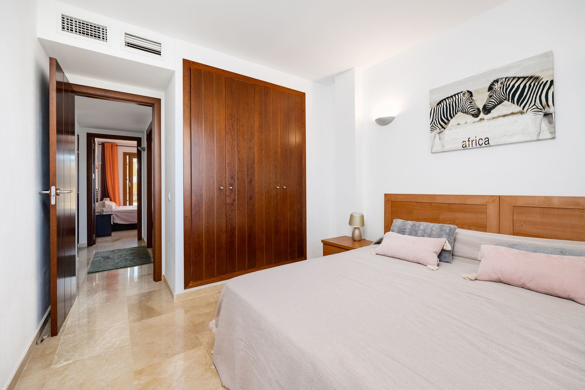 For sale - 2 Bedroom 1 Bathroom Penthouse in Punta Prima - Punta Prima  - Alicante