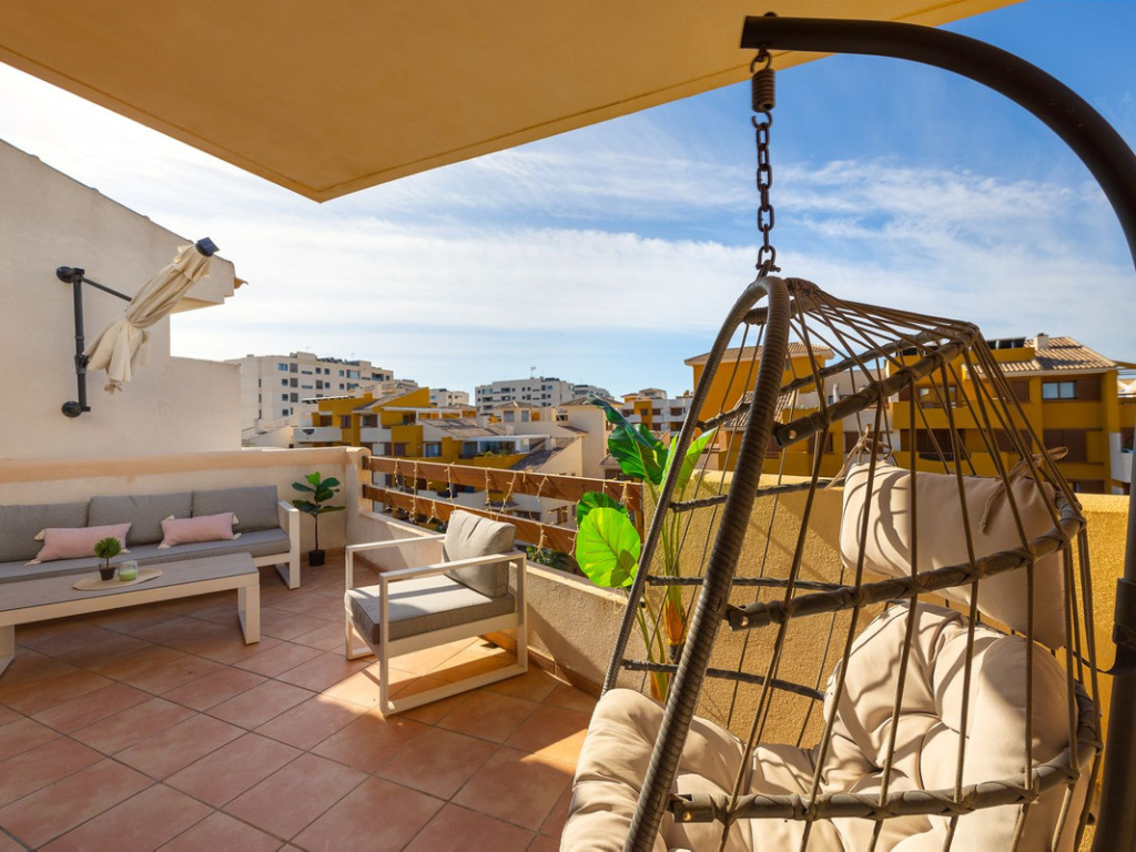 2 Bedroom 1 Bathroom Penthouse in Punta Prima