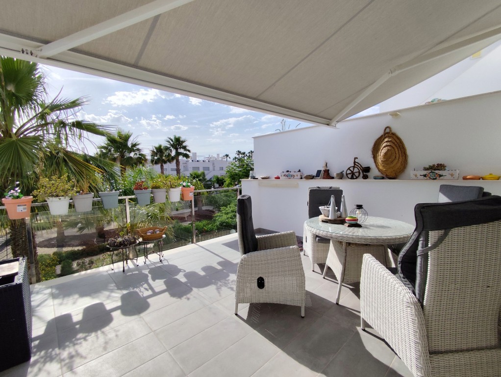For sale - 2 Bedroom 2 Bathroom Penthouse in Vistabella Golf -  - Alicante