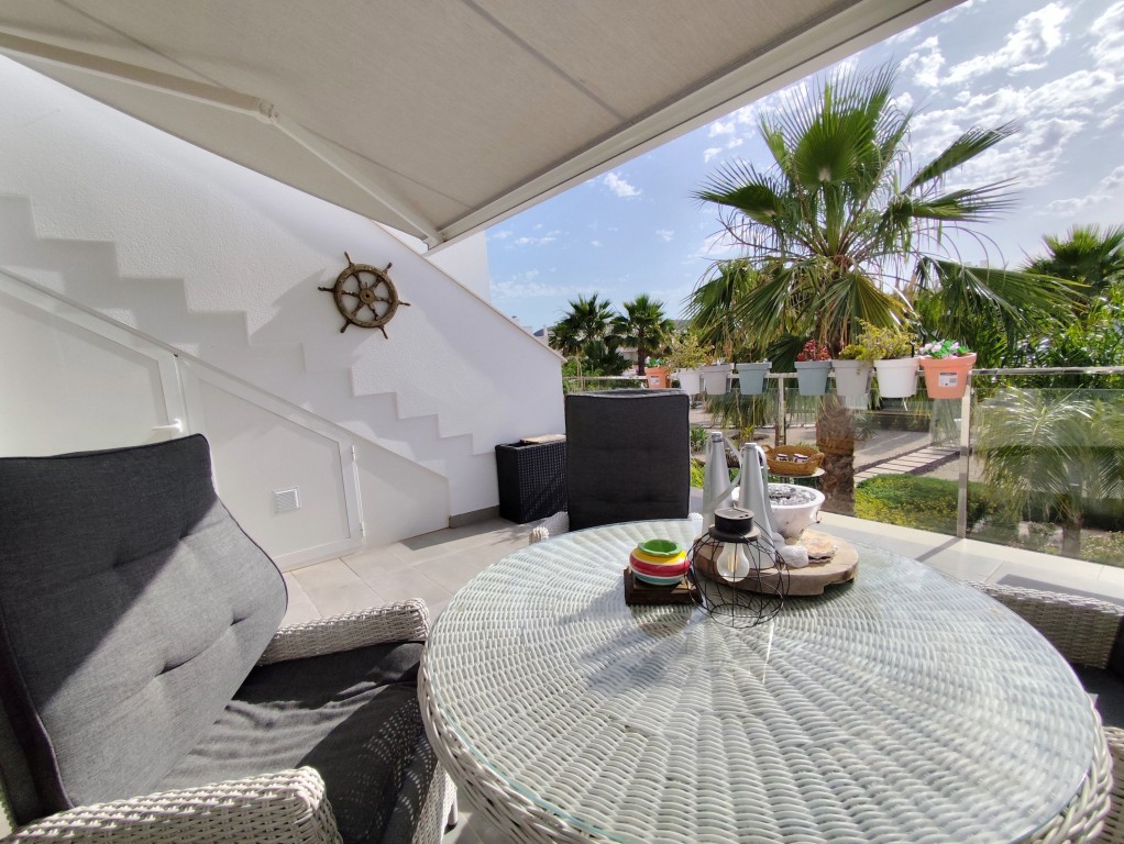 For sale - 2 Bedroom 2 Bathroom Penthouse in Vistabella Golf -  - Alicante