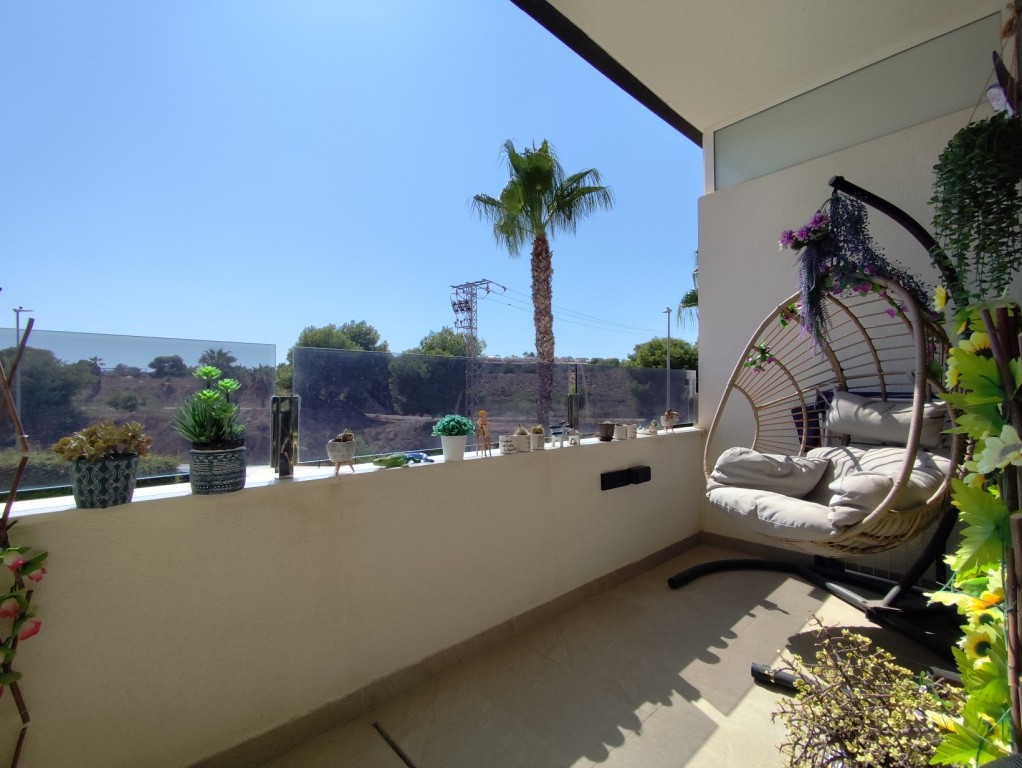 For sale - 2 Bedroom 2 Bathroom Apartment in Orihuela Costa -  - Alicante