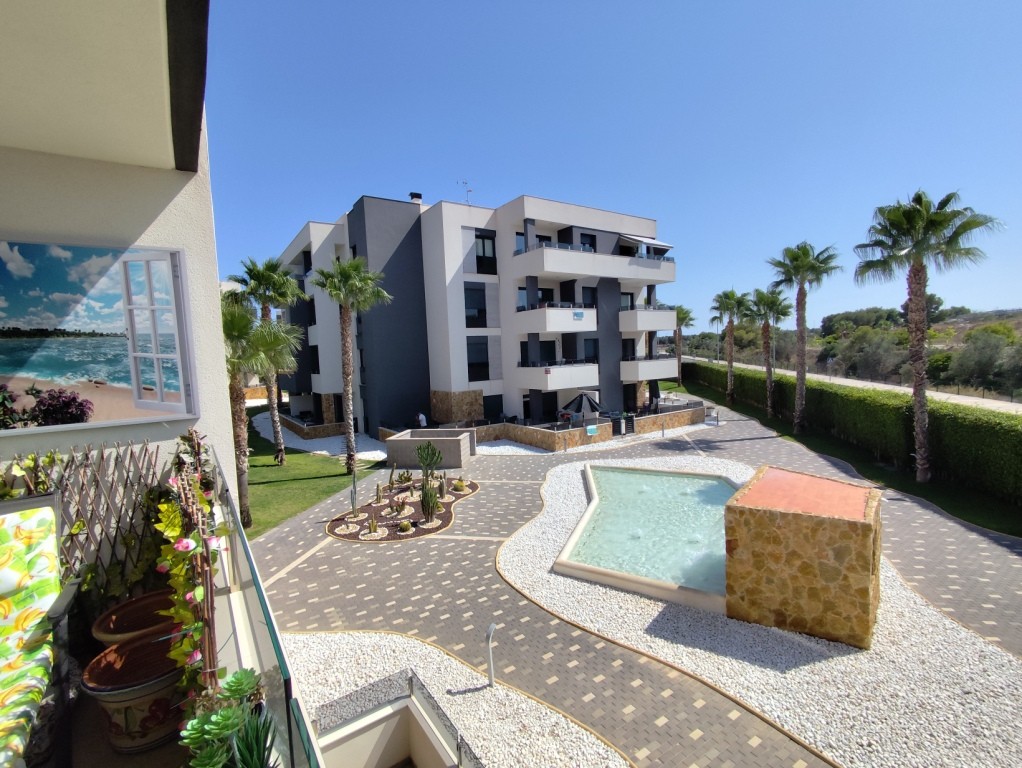 For sale - 2 Bedroom 2 Bathroom Apartment in Orihuela Costa -  - Alicante