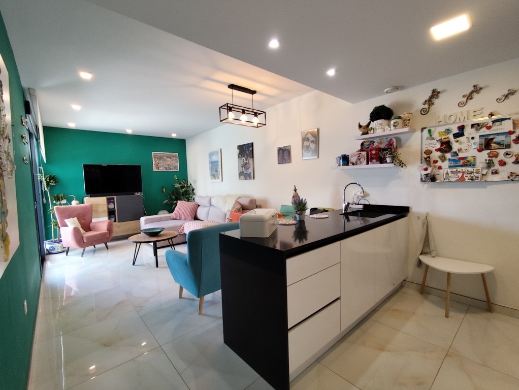 For sale - 2 Bedroom 2 Bathroom Apartment in Orihuela Costa -  - Alicante