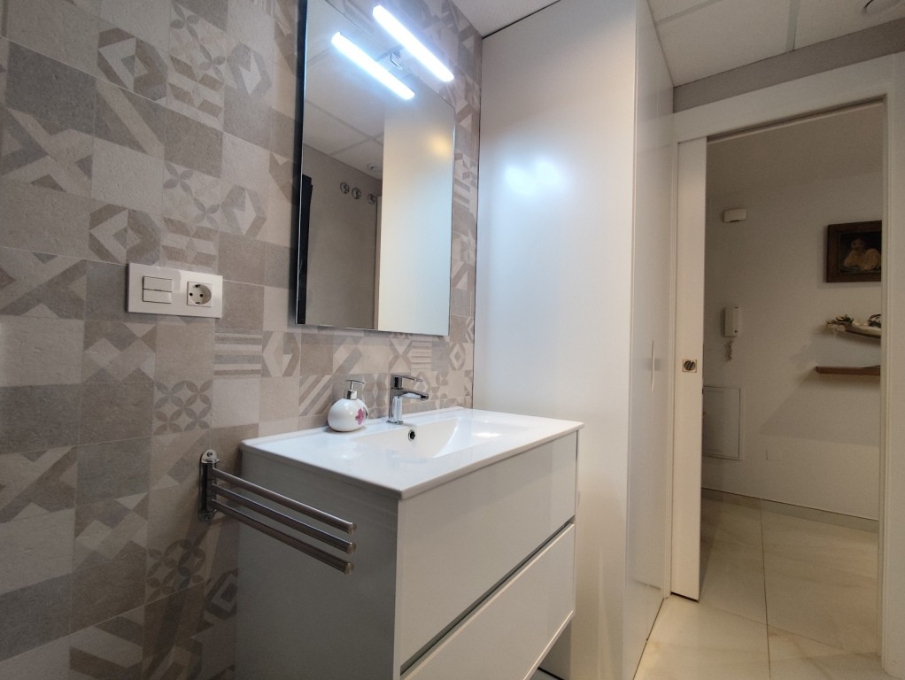 For sale - 2 Bedroom 2 Bathroom Apartment in Orihuela Costa -  - Alicante