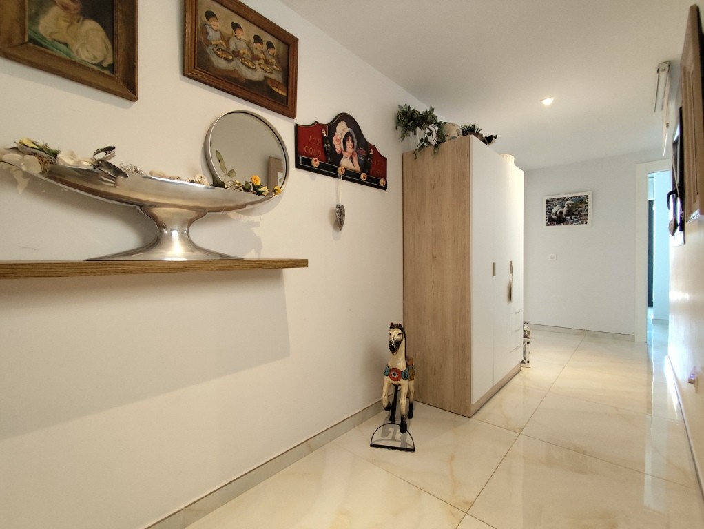 For sale - 2 Bedroom 2 Bathroom Apartment in Orihuela Costa -  - Alicante