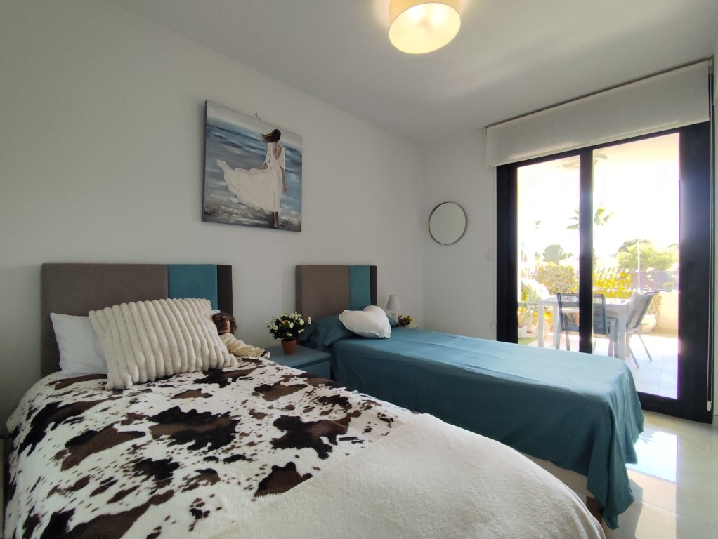 For sale - 2 Bedroom 2 Bathroom Apartment in Orihuela Costa -  - Alicante