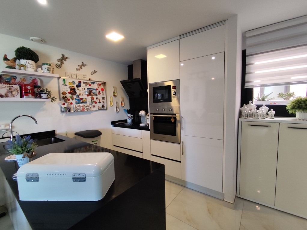 For sale - 2 Bedroom 2 Bathroom Apartment in Orihuela Costa -  - Alicante