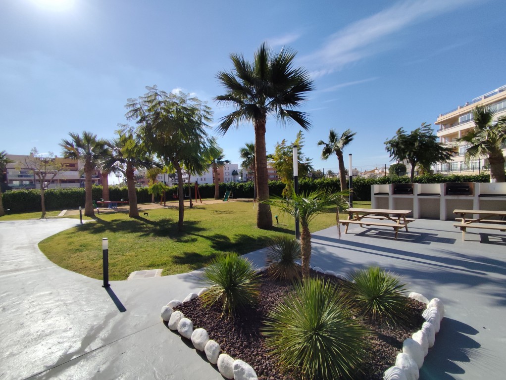 For sale - 2 Bedroom 2 Bathroom Apartment in Playa Flamenca -  - Alicante