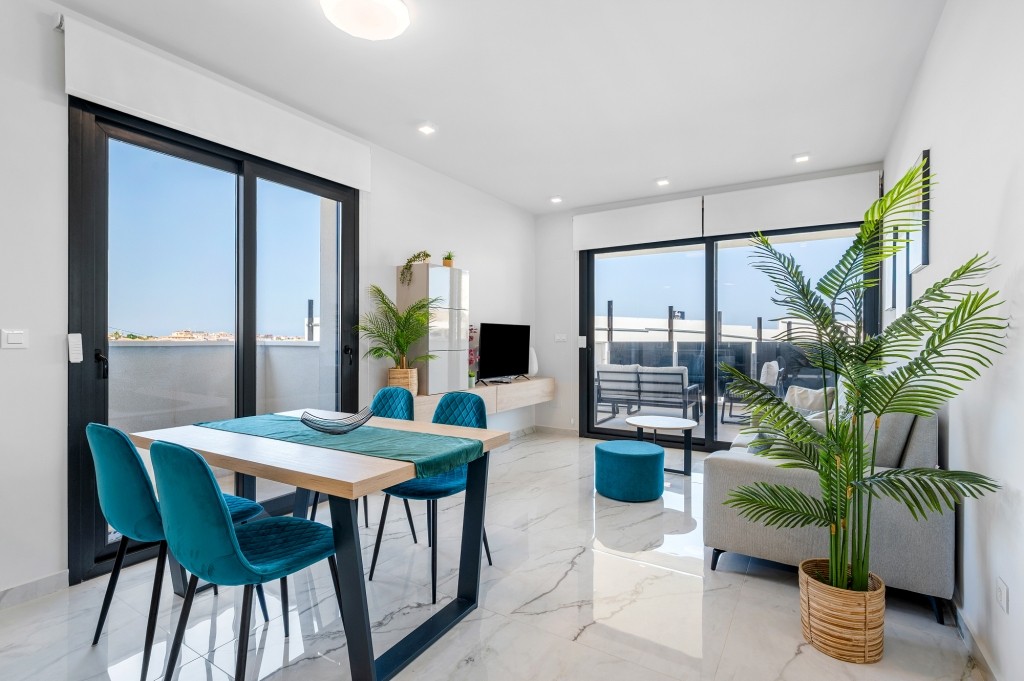 For sale - 2 Bedroom 2 Bathroom Apartment in Orihuela Costa -  - Alicante