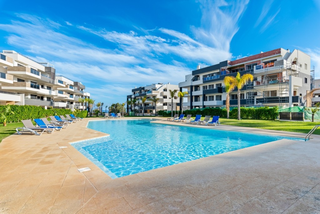 For sale - 2 Bedroom 2 Bathroom Apartment in Orihuela Costa -  - Alicante
