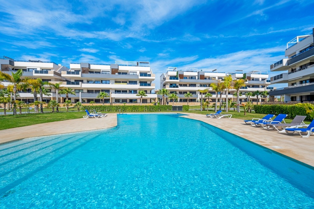 For sale - 2 Bedroom 2 Bathroom Apartment in Orihuela Costa -  - Alicante