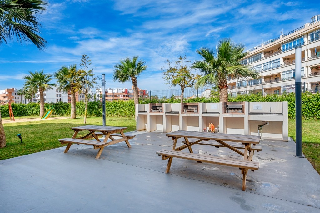 For sale - 2 Bedroom 2 Bathroom Apartment in Orihuela Costa -  - Alicante