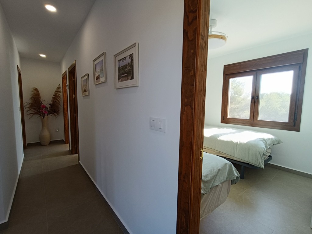 For sale - 5 Bedroom 4 Bathroom Villa in Pinar de Campoverde -  - Alicante