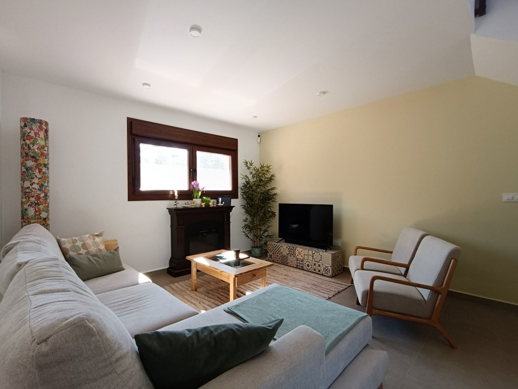 For sale - 5 Bedroom 4 Bathroom Villa in Pinar de Campoverde -  - Alicante