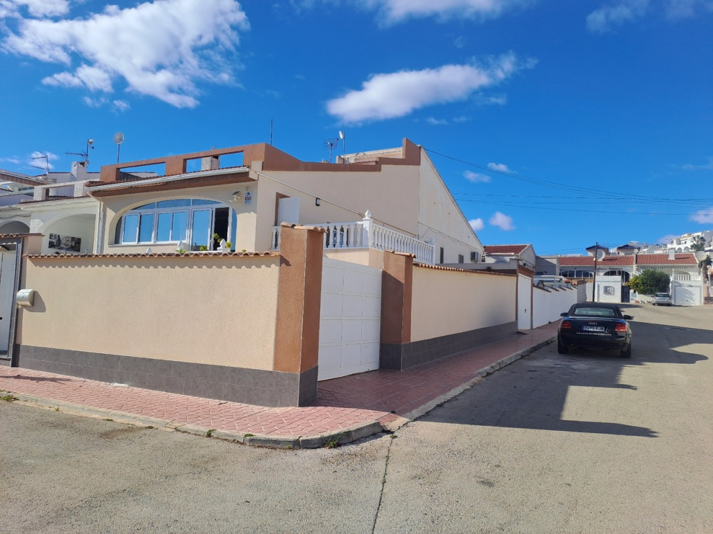 4 Bedroom 2 Bathroom Town House in Ciudad Quesada