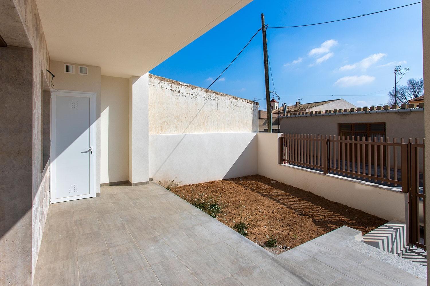 For sale - 3 Bedroom 2 Bathroom Bungalow in Hondón de las Nieves - El Salero  - Alicante