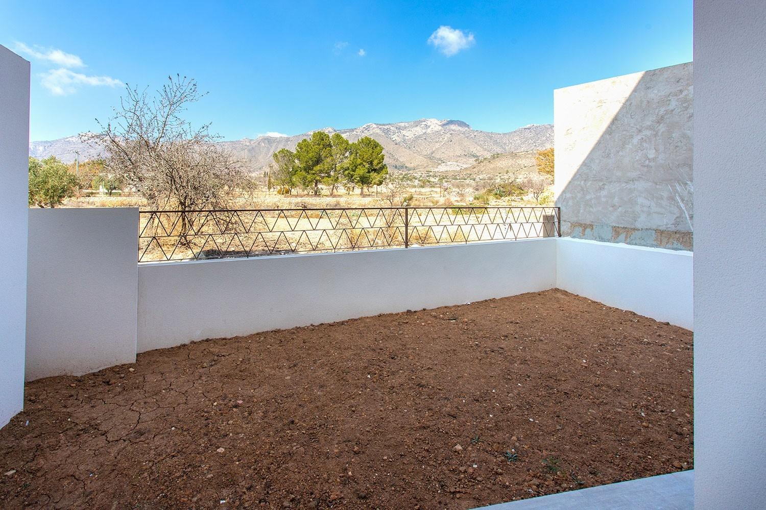 For sale - 3 Bedroom 2 Bathroom Bungalow in Hondón de las Nieves - El Salero  - Alicante
