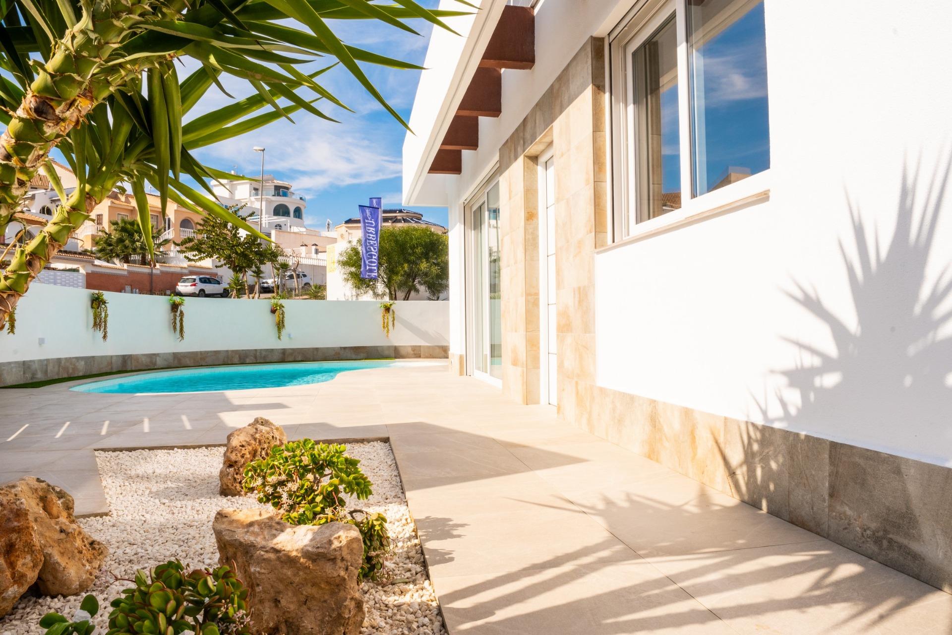 For sale - 3 Bedroom 2 Bathroom Villa in Ciudad Quesada - Golf La Marquesa (Ciudad Quesada)  - Alicante