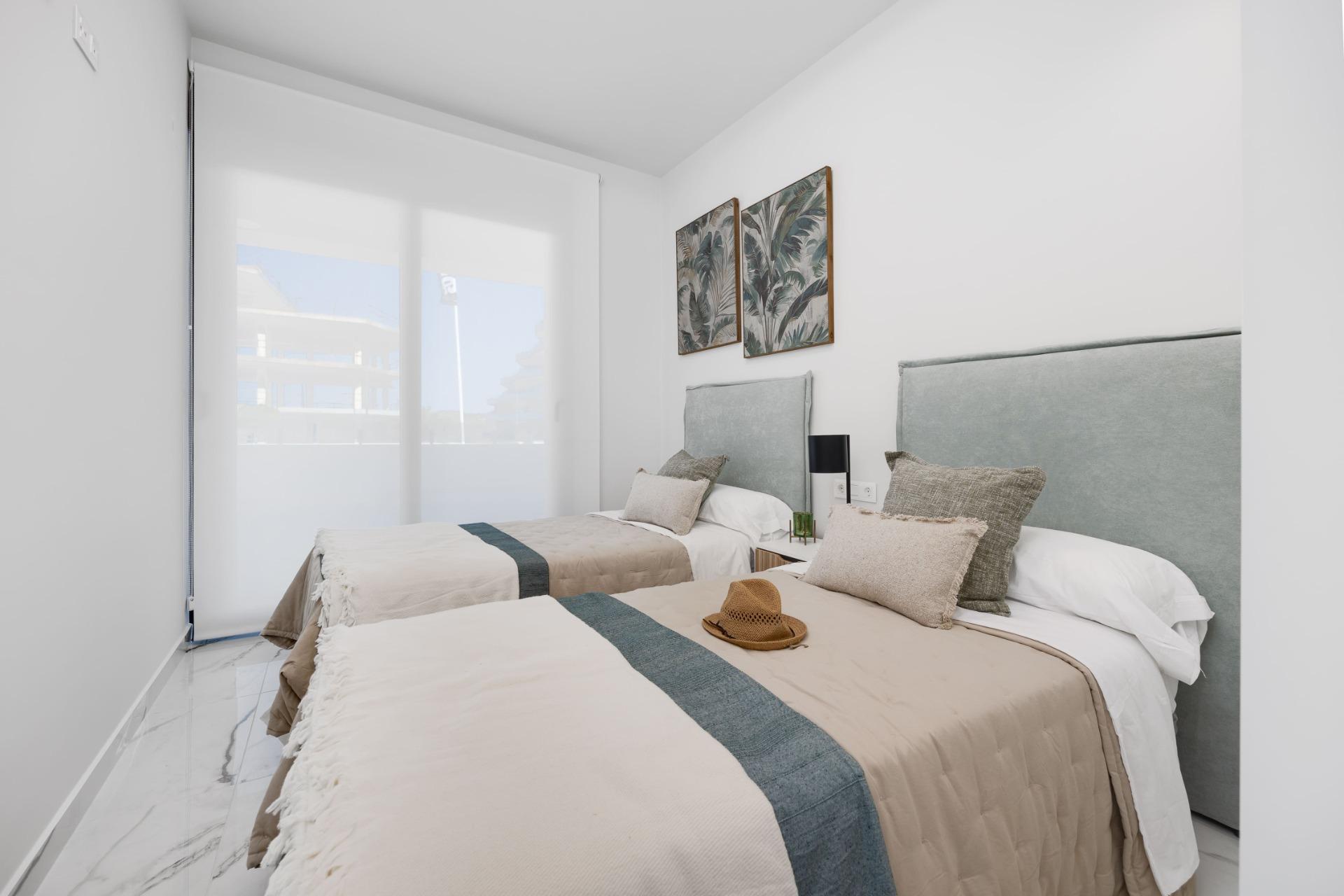 For sale - 2 Bedroom 2 Bathroom Apartment in San Miguel de Salinas - Pueblo  - Alicante
