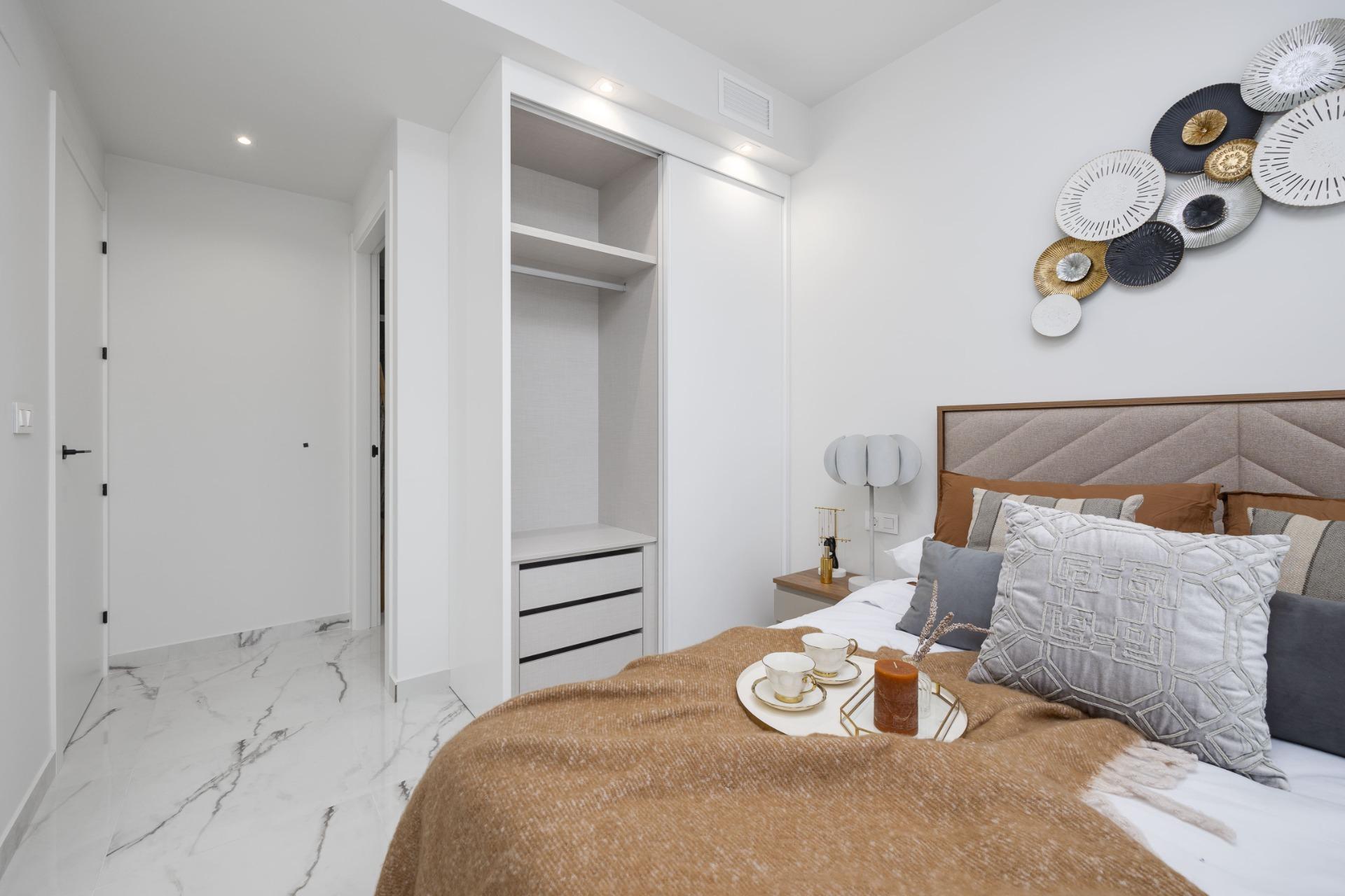 For sale - 2 Bedroom 2 Bathroom Apartment in San Miguel de Salinas - Pueblo  - Alicante