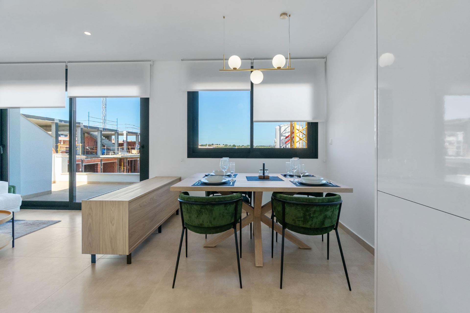 For sale - 2 Bedroom 2 Bathroom Bungalow in Torrevieja - Los Balcones  - Alicante