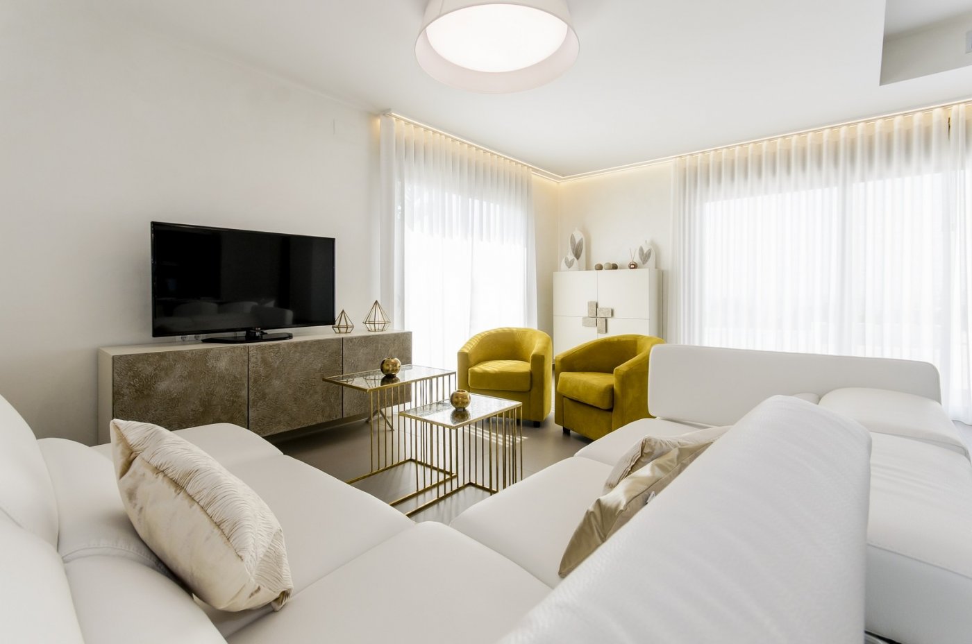 For sale - 3 Bedroom 2 Bathroom Villa in Orihuela Costa - Campoamor  - Alicante