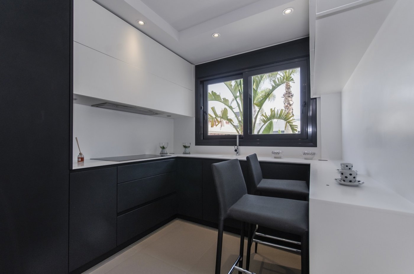 For sale - 3 Bedroom 2 Bathroom Villa in Orihuela Costa - Campoamor  - Alicante