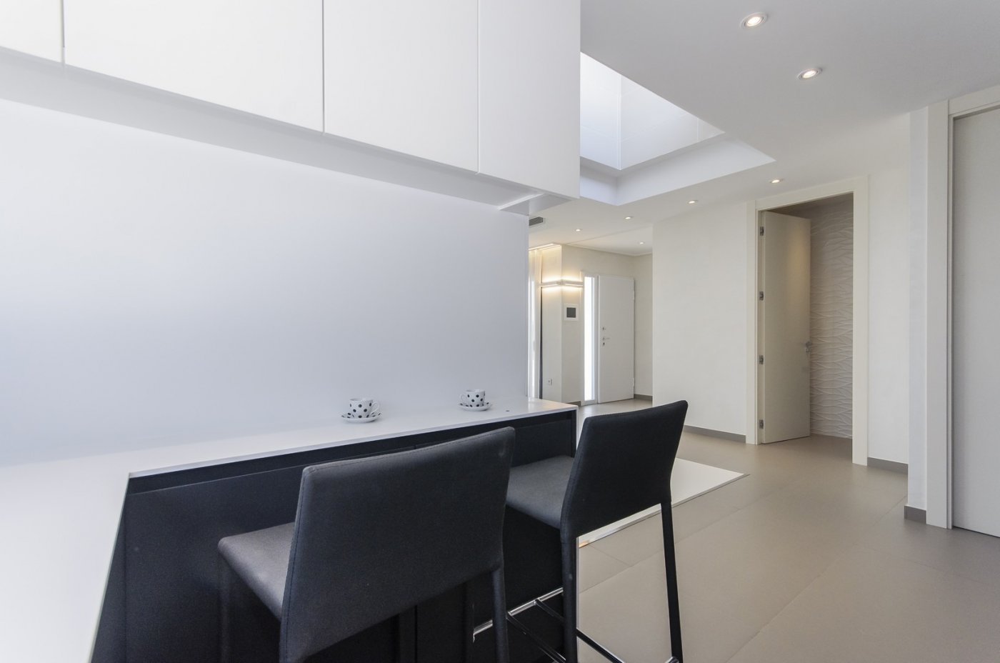 For sale - 3 Bedroom 2 Bathroom Villa in Orihuela Costa - Campoamor  - Alicante