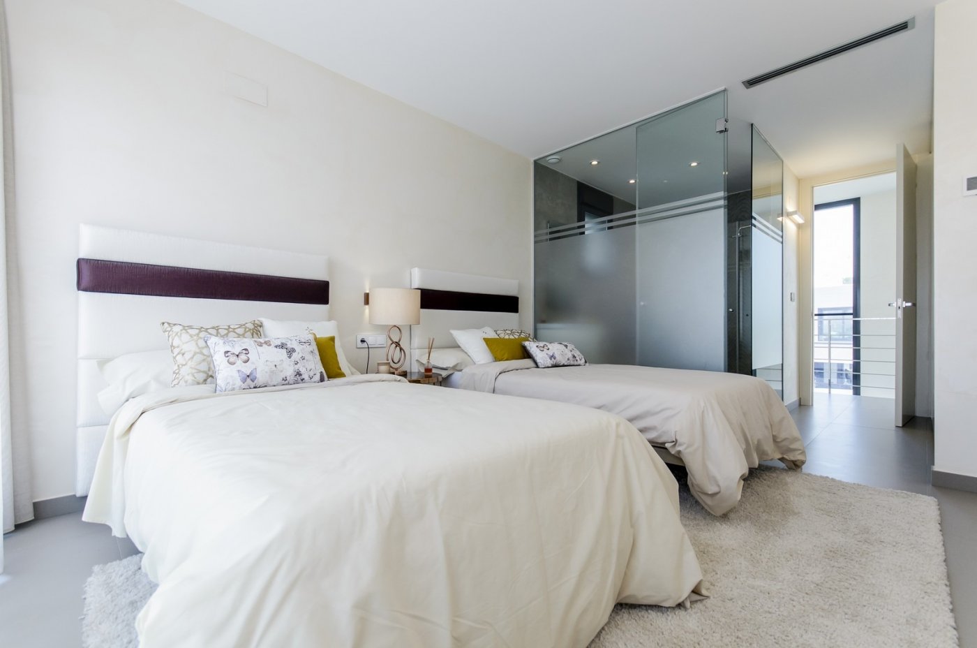 For sale - 3 Bedroom 2 Bathroom Villa in Orihuela Costa - Campoamor  - Alicante