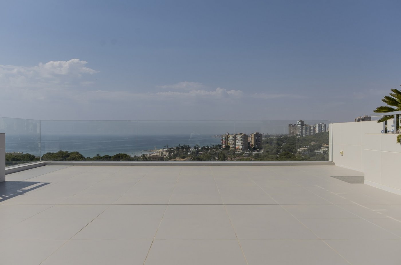 For sale - 3 Bedroom 2 Bathroom Villa in Orihuela Costa - Campoamor  - Alicante