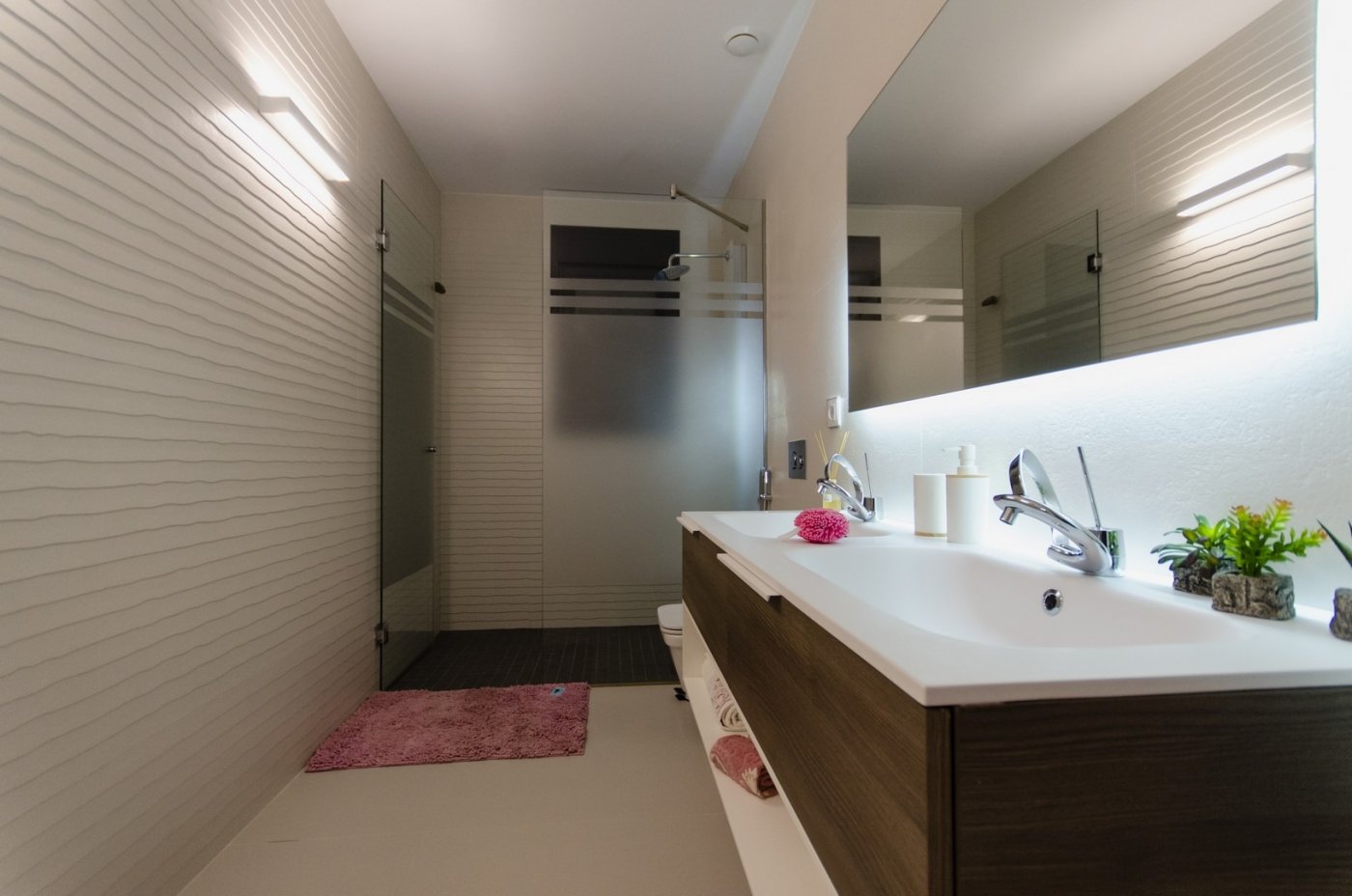 For sale - 4 Bedroom 2 Bathroom Villa in Orihuela Costa - Campoamor  - Alicante