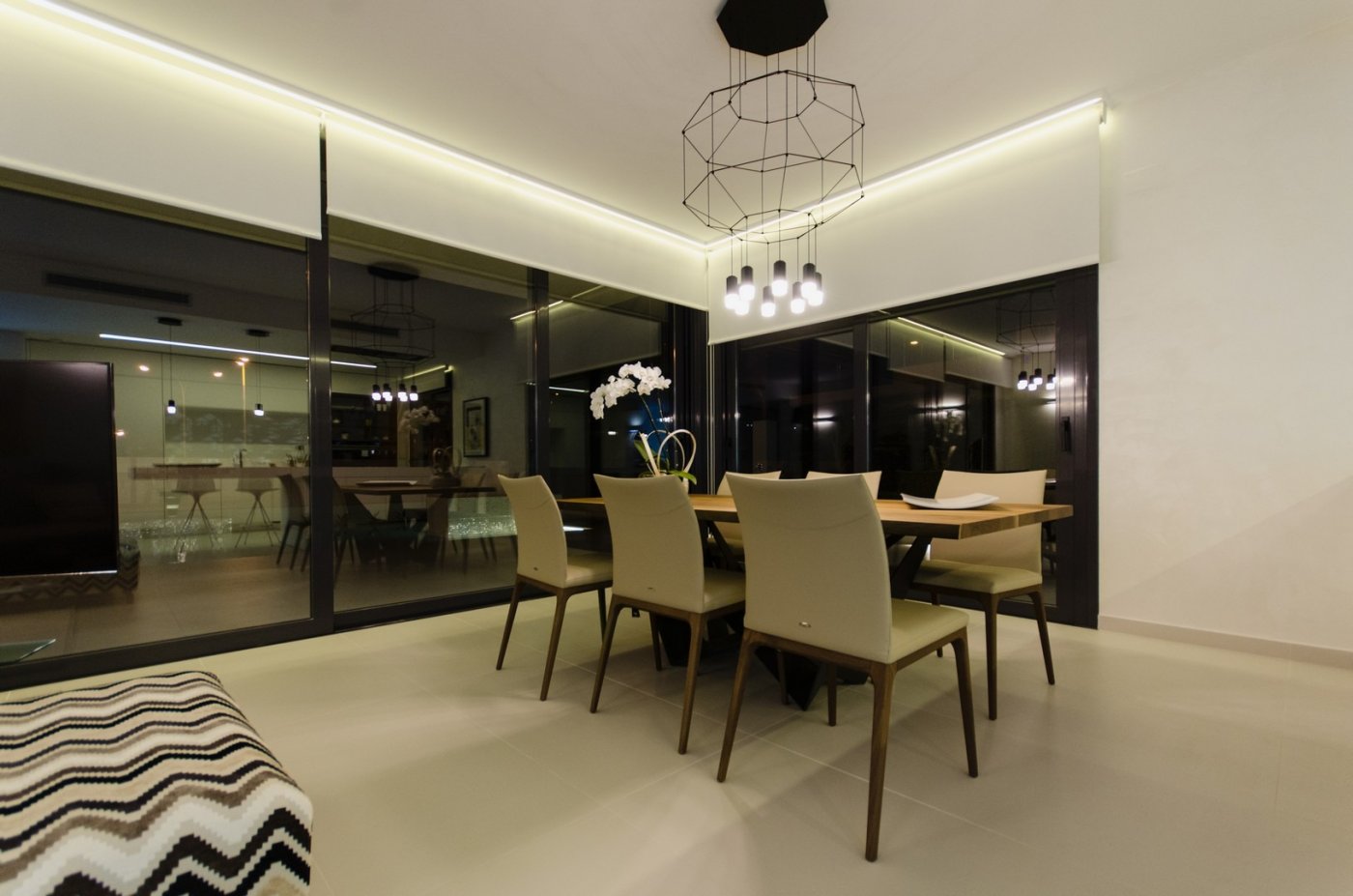 For sale - 4 Bedroom 2 Bathroom Villa in Orihuela Costa - Campoamor  - Alicante