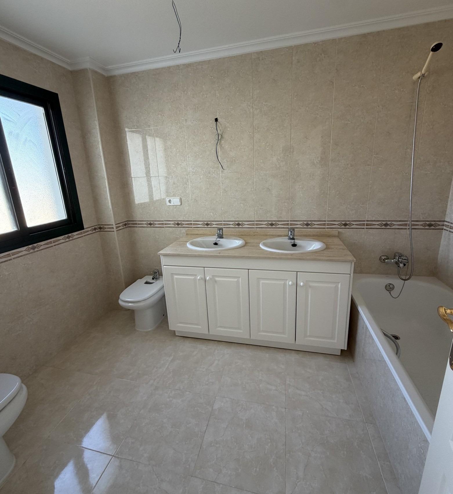 For sale - 2 Bedroom 2 Bathroom Apartment in Orihuela Costa - Lomas de Campoamor  - Alicante