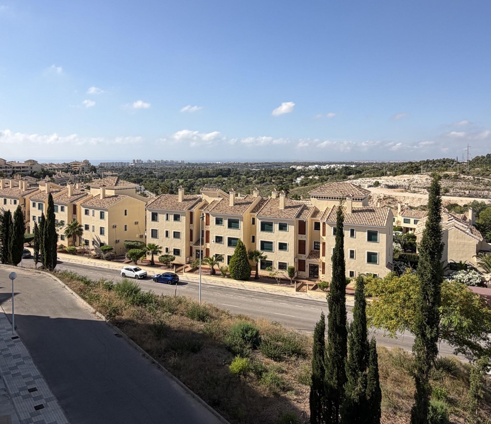 For sale - 2 Bedroom 2 Bathroom Apartment in Orihuela Costa - Lomas de Campoamor  - Alicante