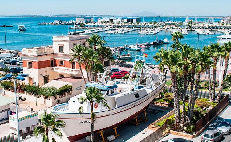 For sale - 3 Bedroom 2 Bathroom Penthouse in Santa Pola - Playa Tamarit  - Alicante