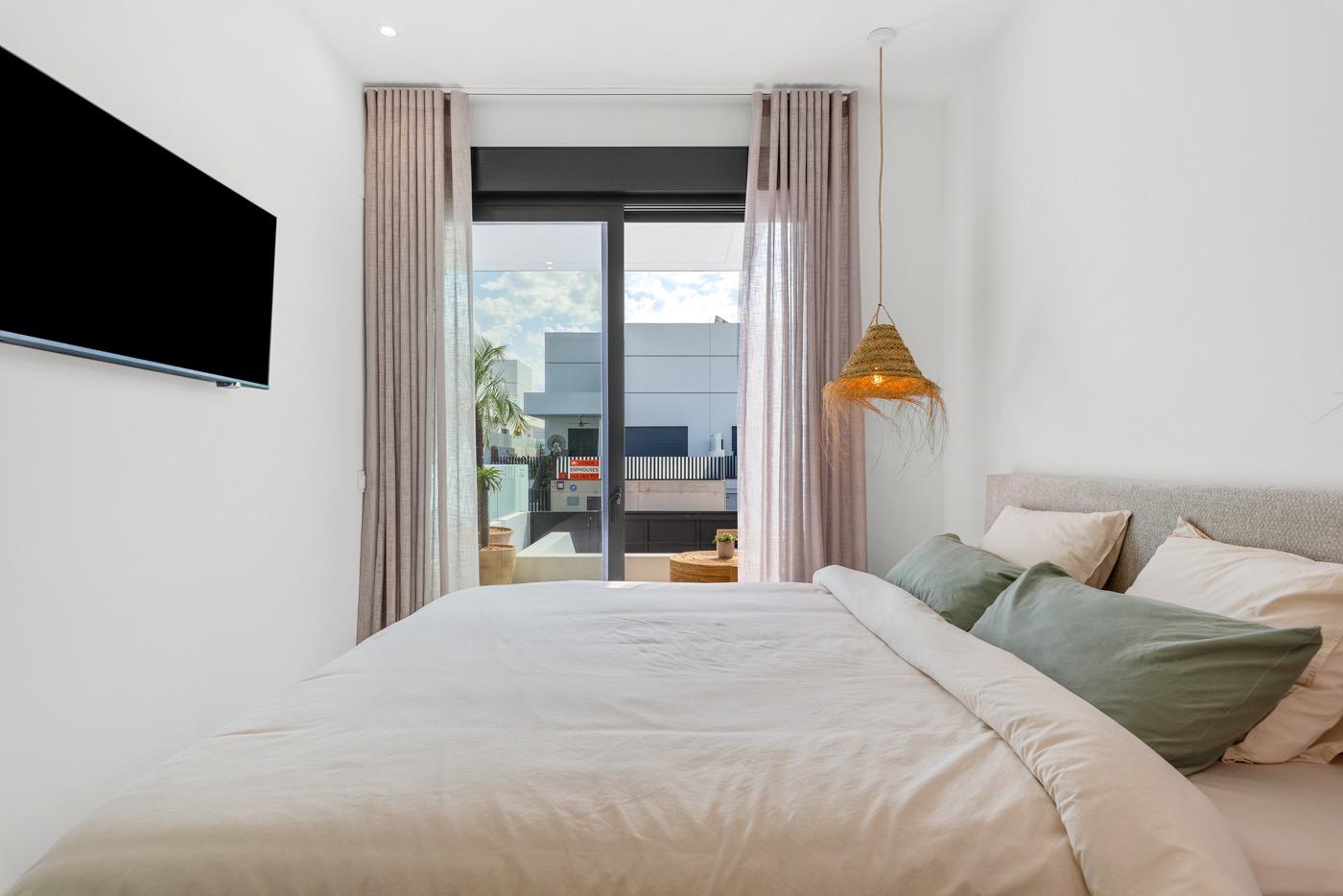 For sale - 3 Bedroom 2 Bathroom Town House in Dolores - Sector 3  - Alicante