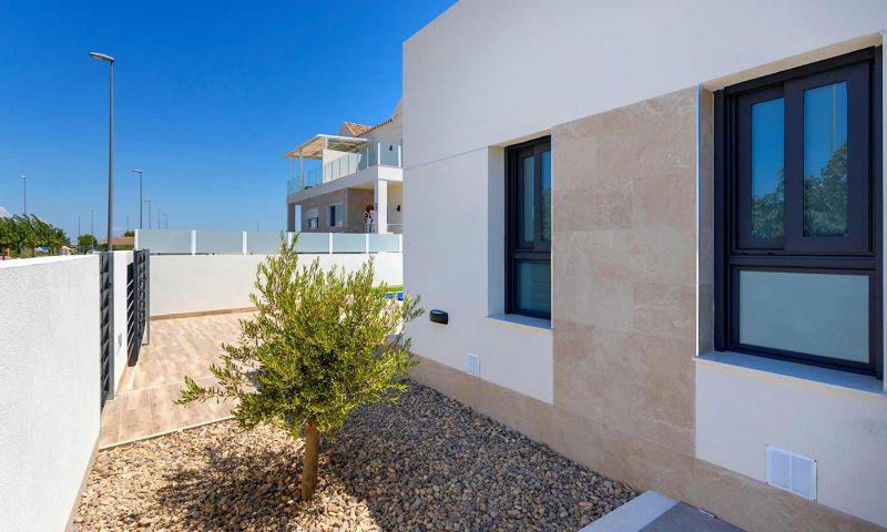 For sale - 3 Bedroom 2 Bathroom Villa in Daya Nueva - Centro  - Alicante