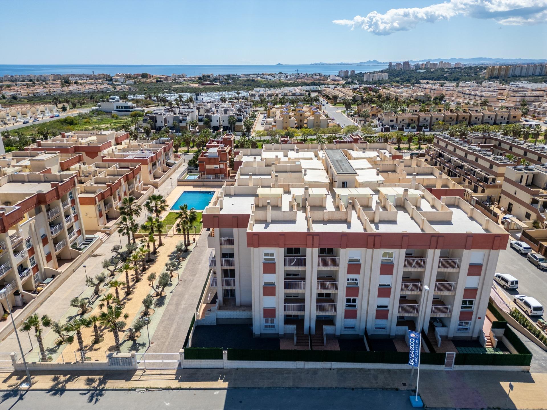 For sale - 2 Bedroom 2 Bathroom Apartment in Orihuela Costa - Lomas de Cabo Roig  - Alicante
