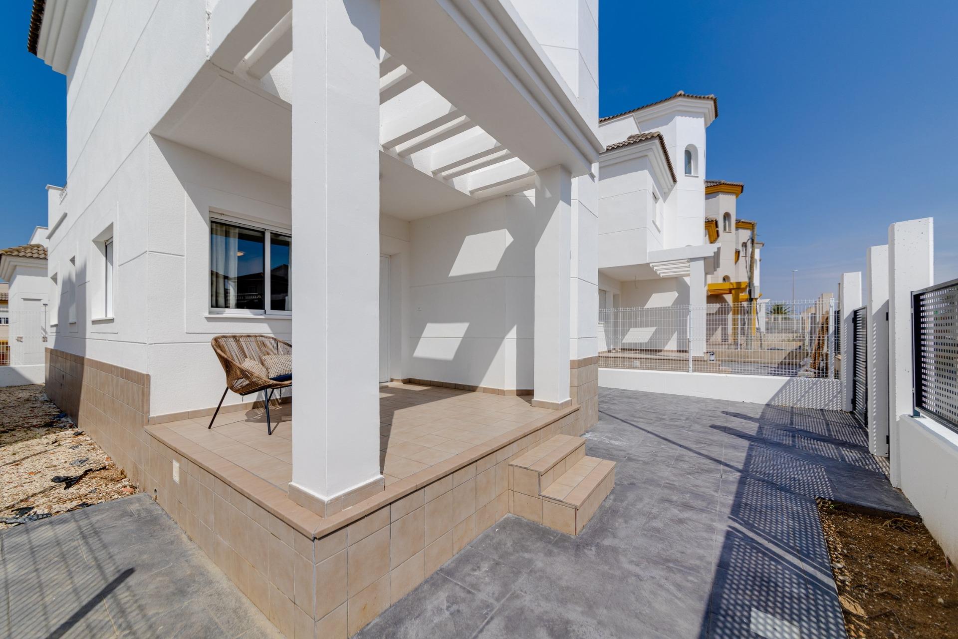 New Build - 3 Bedroom 3 Bathroom Villa in San Fulgencio - El Oasis  - Alicante