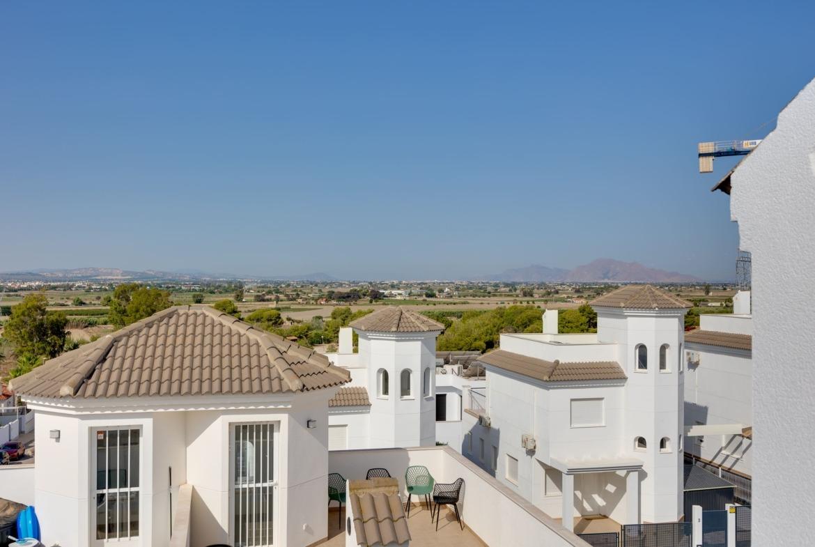 For sale - 2 Bedroom 3 Bathroom Villa in San Fulgencio - El Oasis  - Alicante