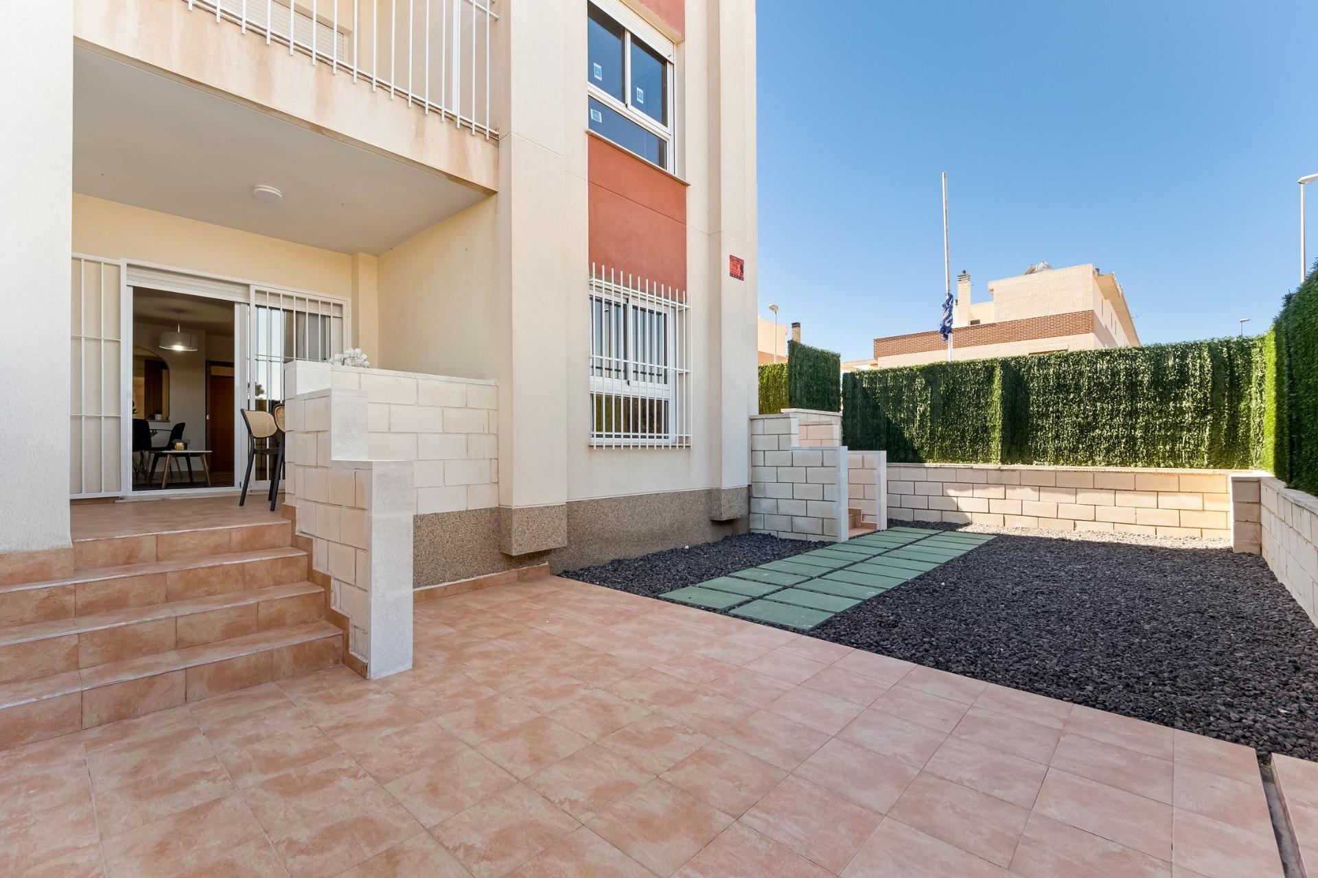 For sale - 1 Bedroom 1 Bathroom Apartment in Orihuela Costa - Lomas de Cabo Roig  - Alicante