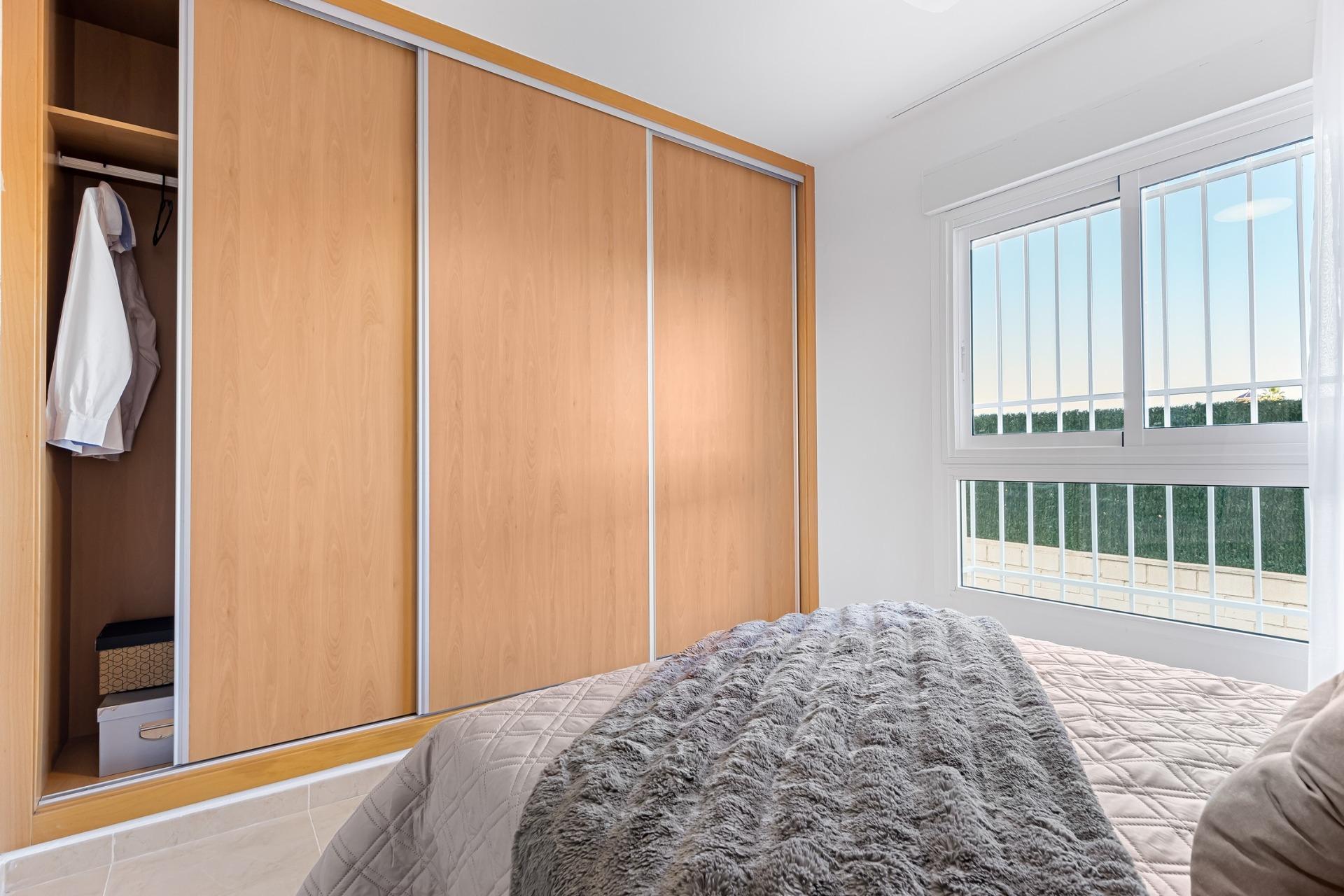 For sale - 1 Bedroom 1 Bathroom Apartment in Orihuela Costa - Lomas de Cabo Roig  - Alicante