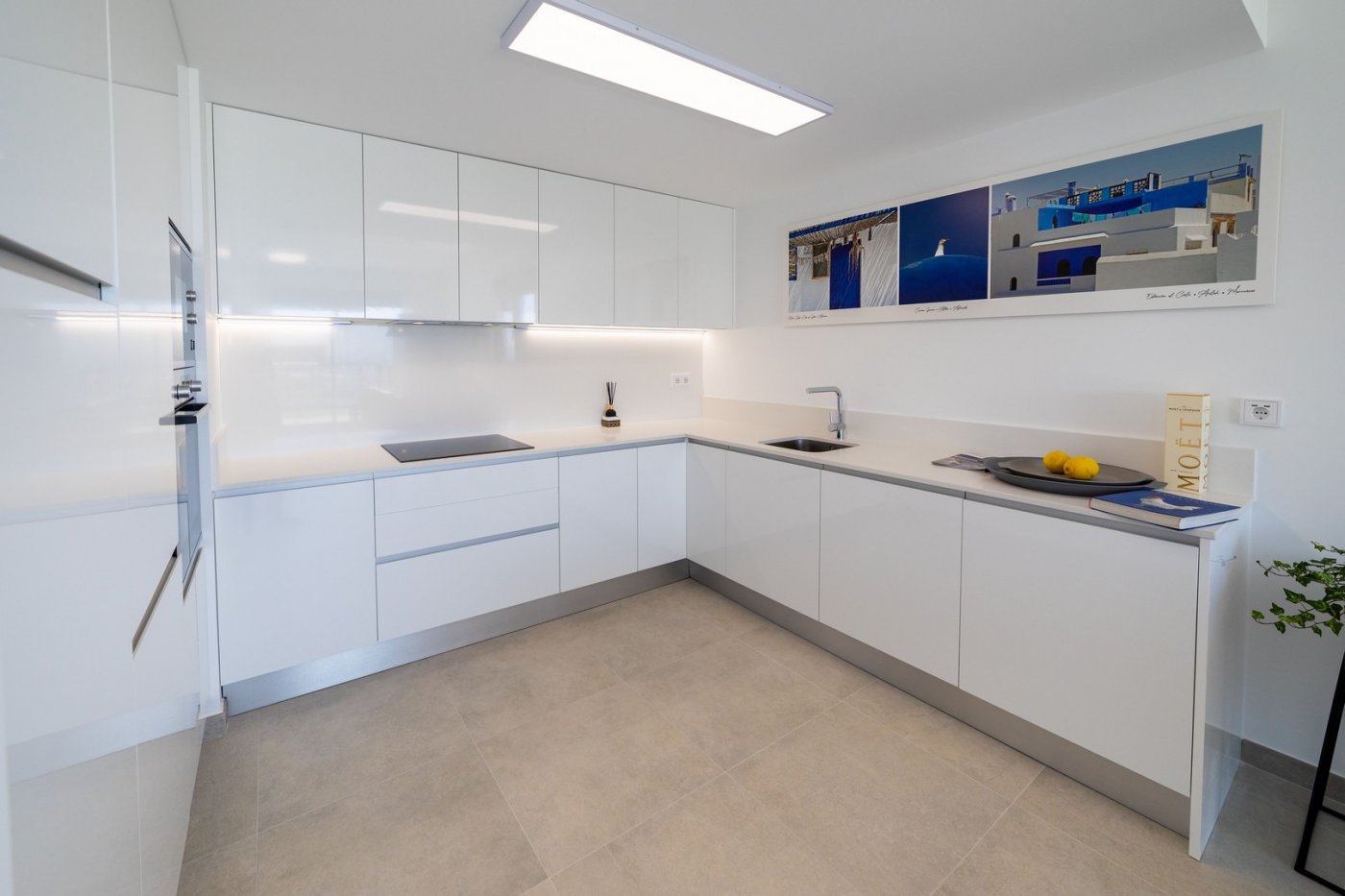 For sale - 3 Bedroom 2 Bathroom Apartment in Santa Pola - Gran Alacant  - Alicante