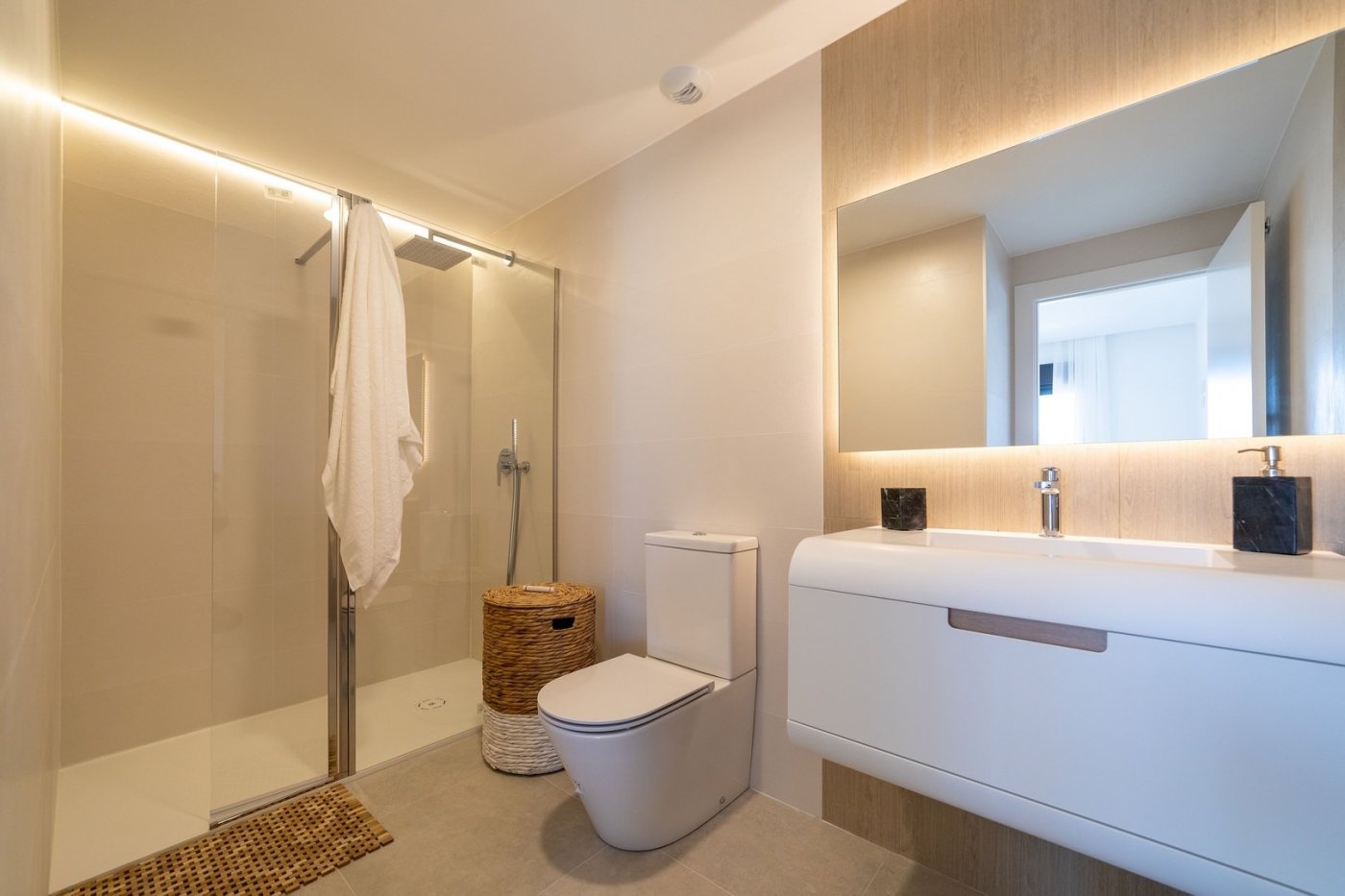 For sale - 3 Bedroom 2 Bathroom Apartment in Santa Pola - Gran Alacant  - Alicante